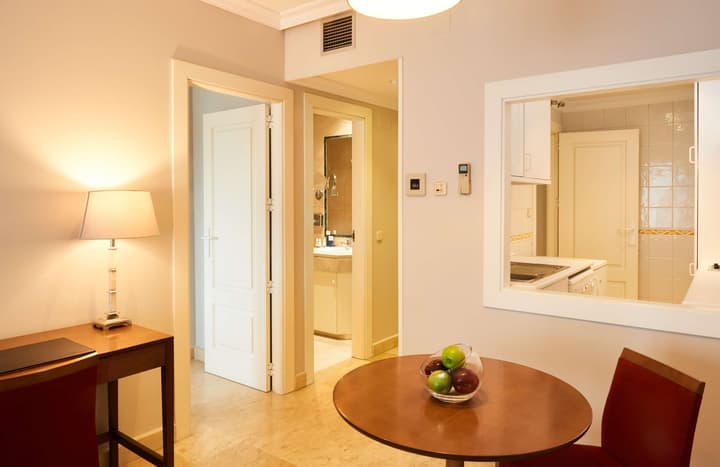 Barrio de Salamanca Suites