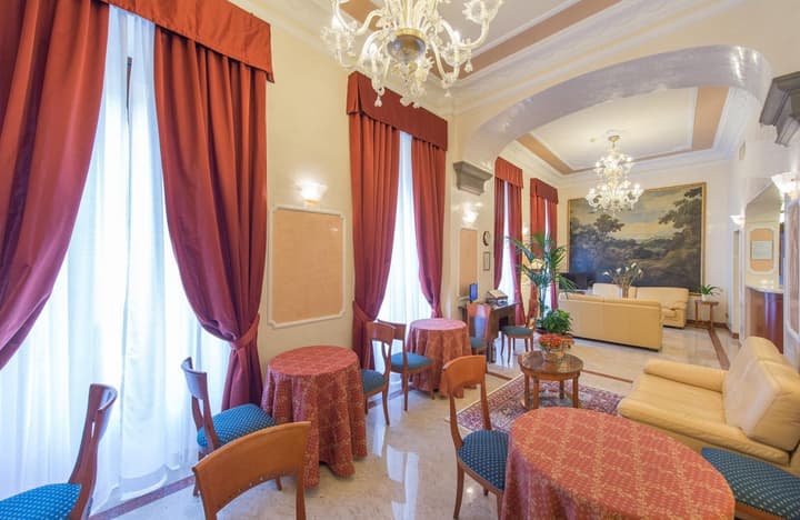 Strozzi Palace Hotel