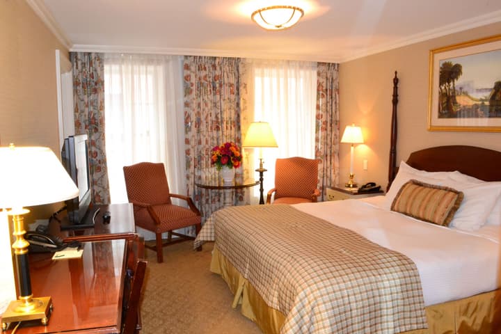 The Wall Street Inn