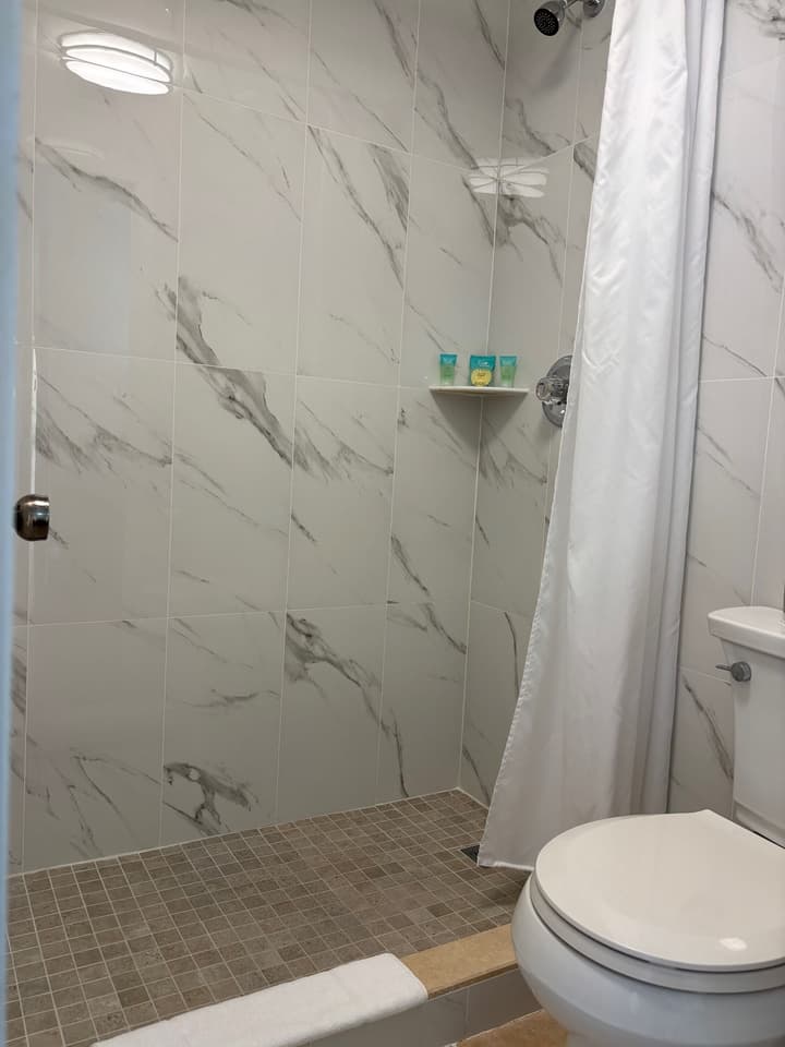 Naples Garden Inn