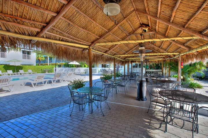 Naples Garden Inn