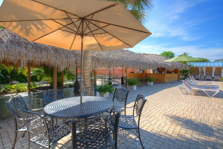 Naples Garden Inn