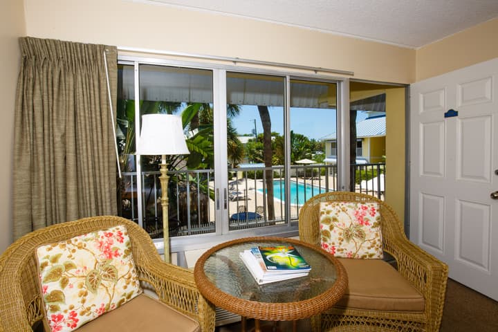 Naples Garden Inn