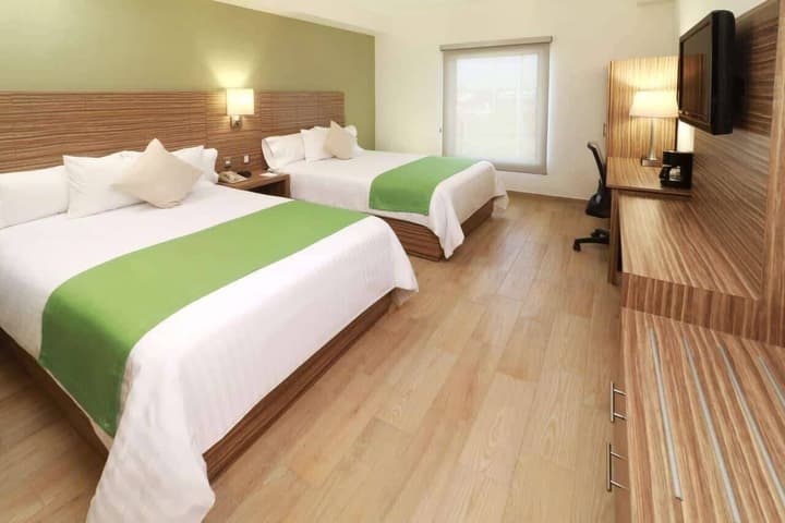 Wyndham Garden Monterrey Valle Real