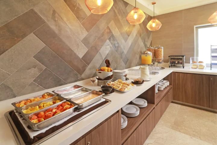 Wyndham Garden Monterrey Valle Real