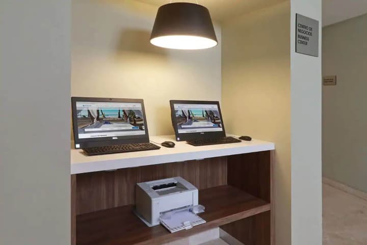 Wyndham Garden Monterrey Valle Real