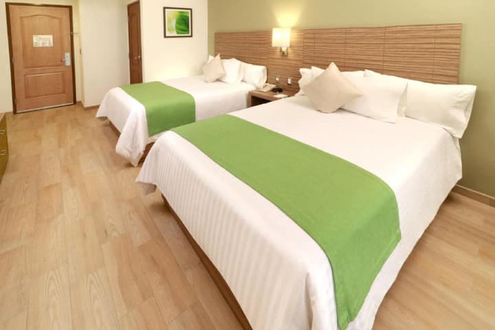 Wyndham Garden Monterrey Valle Real