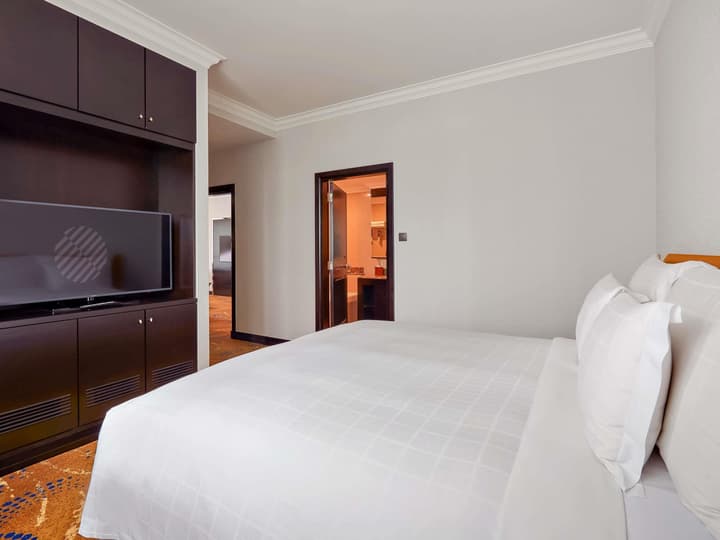 Pullman Kuala Lumpur City Centre Hotel & Residences