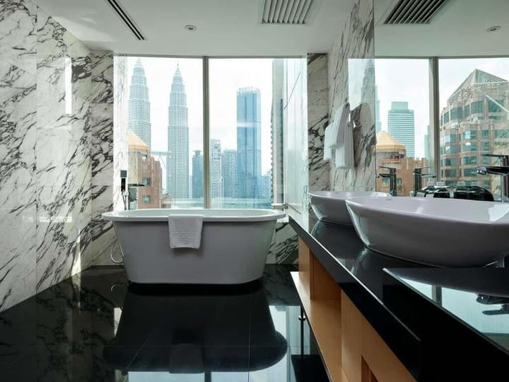 Pullman Kuala Lumpur City Centre Hotel & Residences