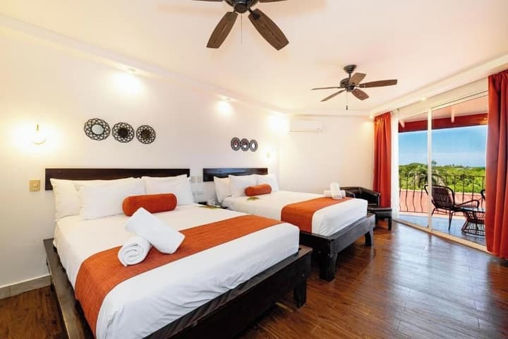 Maravida Social Hotel by Crazy Monkey