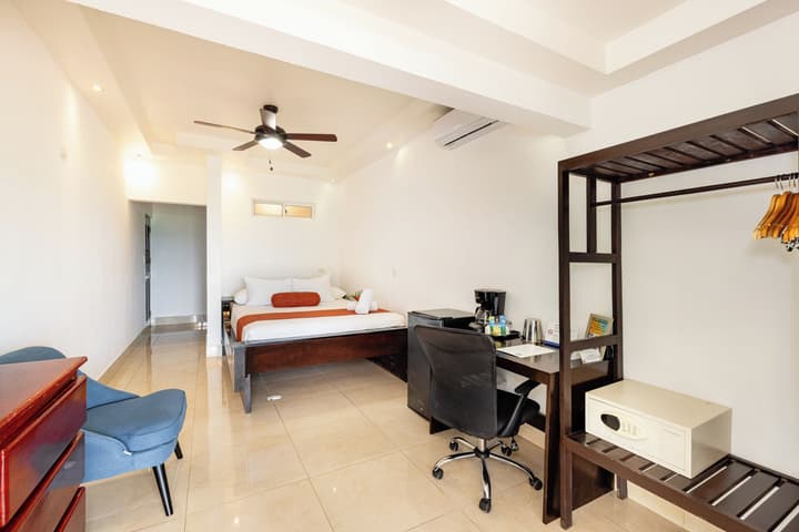 Maravida Social Hotel by Crazy Monkey