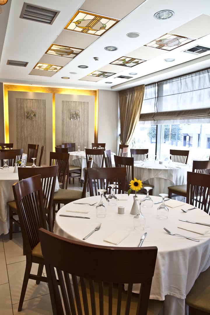 Crystal City Hotel