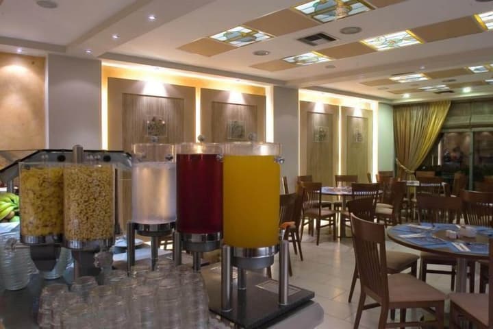 Crystal City Hotel