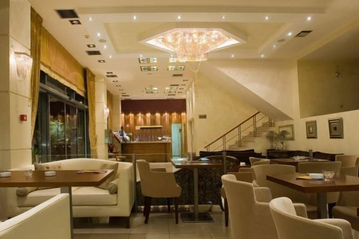 Crystal City Hotel