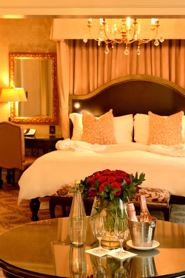 Palazzo Hotel