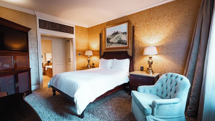 Palazzo Hotel