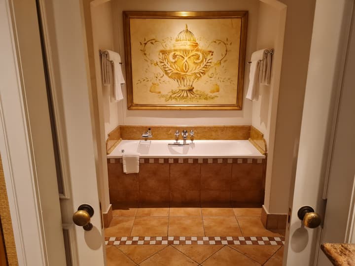 Palazzo Hotel