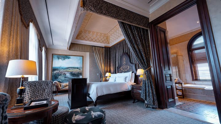 Palazzo Hotel