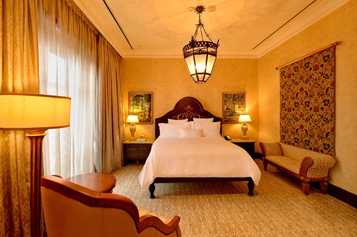Palazzo Hotel