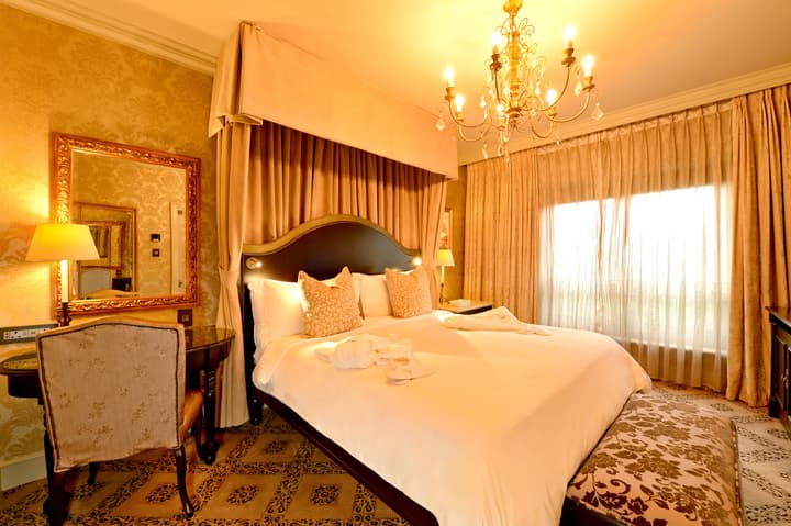 Palazzo Hotel