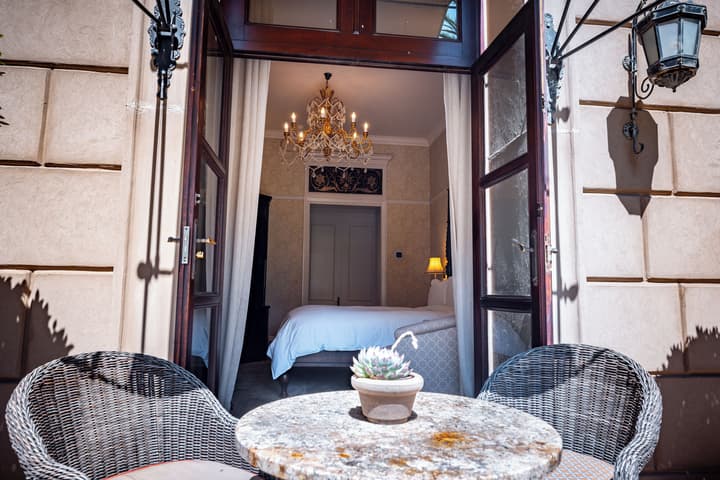 Palazzo Hotel