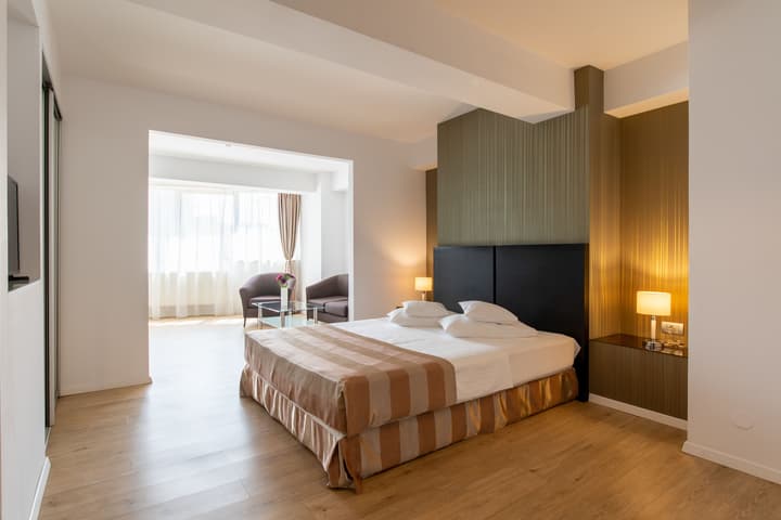 Parliament Hotel