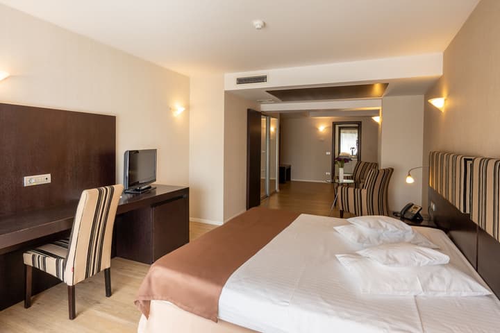 Parliament Hotel
