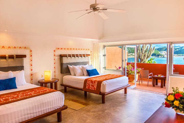 Las Brisas Huatulco – All Inclusive