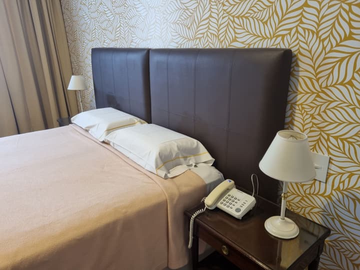 Regis Orho Hotel
