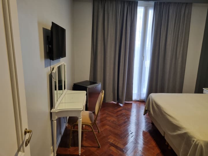 Regis Orho Hotel