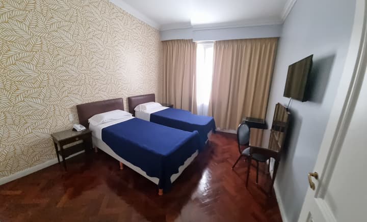 Regis Orho Hotel