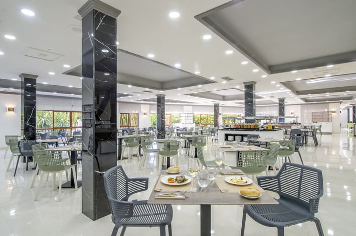 Hotel Benidorm East by Pierre & Vacances