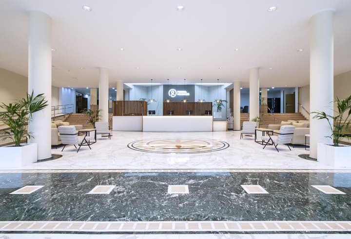 Hotel Benidorm East by Pierre & Vacances
