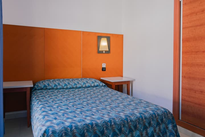 Port Fiesta Park Hotel