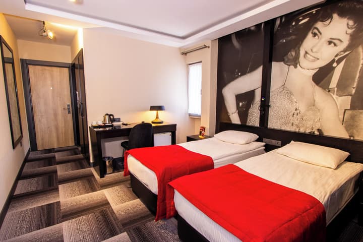 Maltepe Hotel 2000