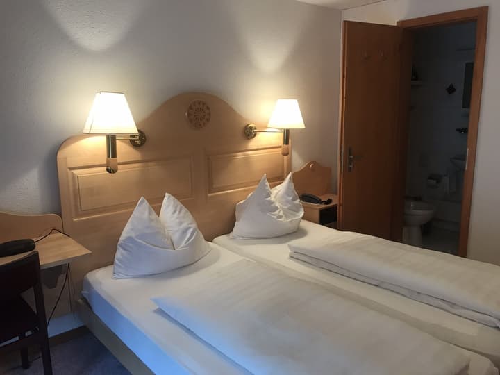 Hotel Bellevue - Traditional Swiss Hideaway