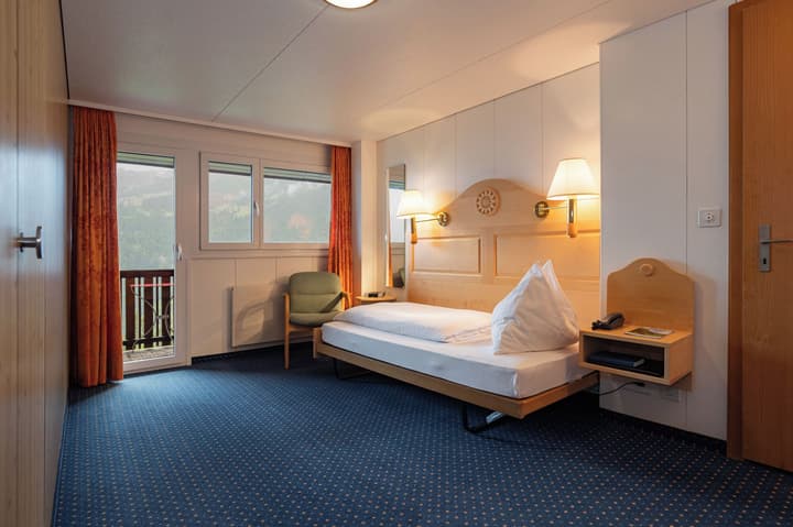 Hotel Bellevue - Traditional Swiss Hideaway