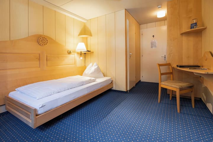 Hotel Bellevue - Traditional Swiss Hideaway