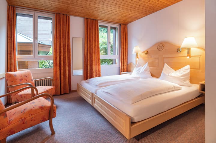 Hotel Bellevue - Traditional Swiss Hideaway