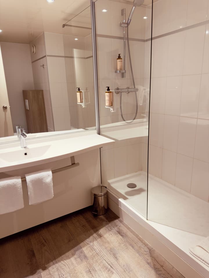Mercure Rouen Val De Reuil