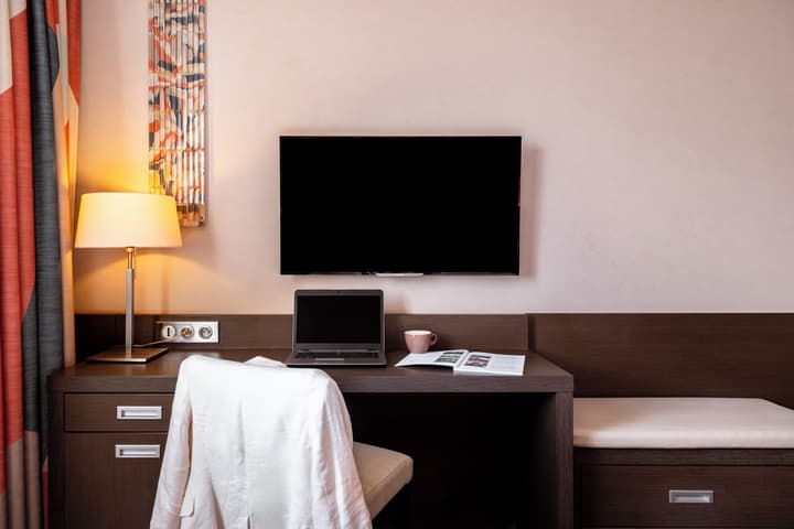 Mercure Omaha Beach Hotel