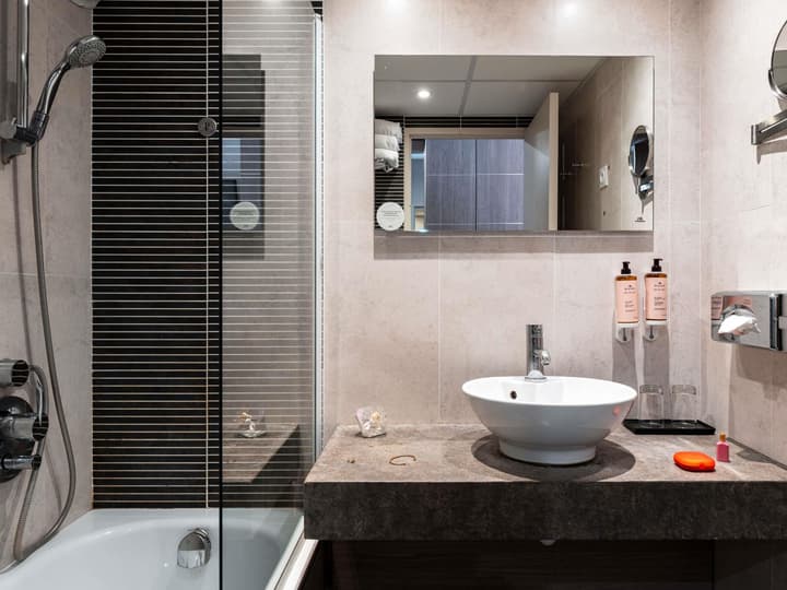Mercure Omaha Beach Hotel