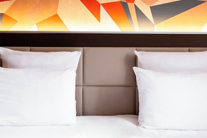 Mercure Omaha Beach Hotel