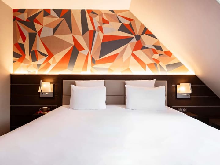 Mercure Omaha Beach Hotel