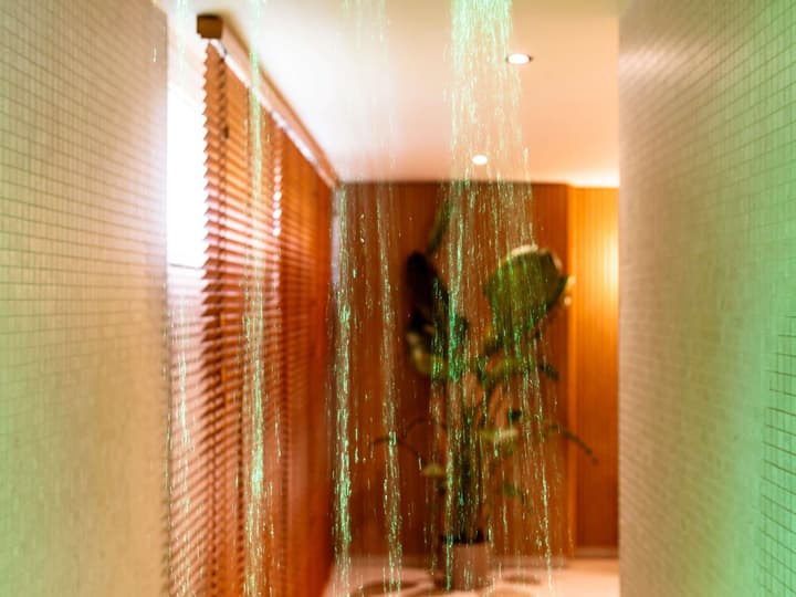 Mercure Omaha Beach Hotel