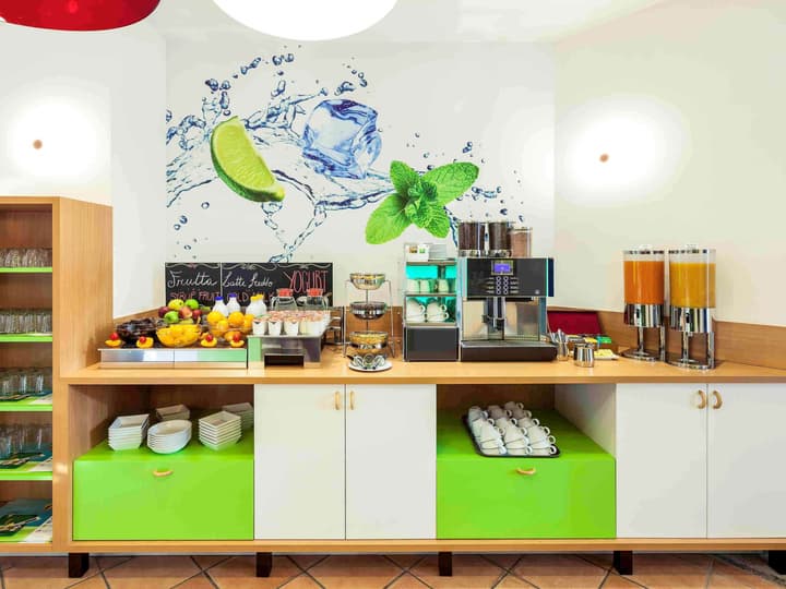 ibis Styles Napoli Garibaldi