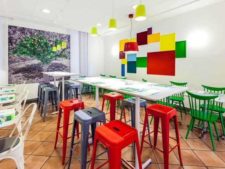 ibis Styles Napoli Garibaldi