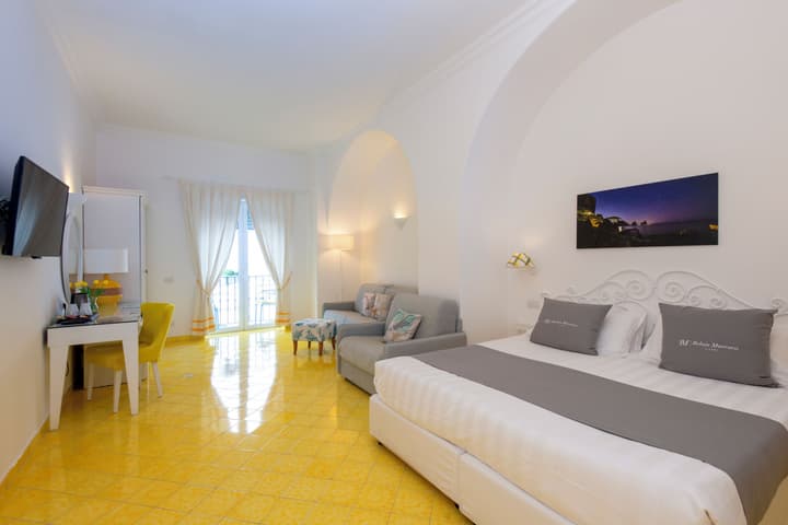 Relais Maresca Luxury Small Hotel