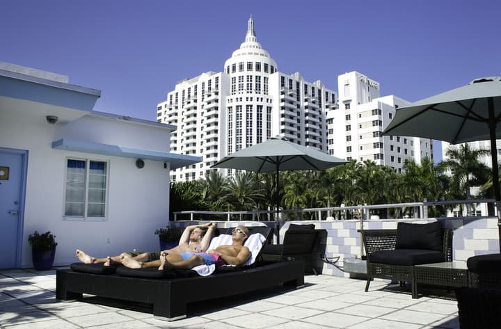 Aqua Hotel & Suites