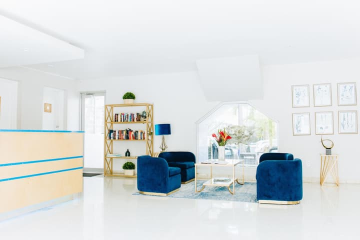 Aqua Hotel & Suites